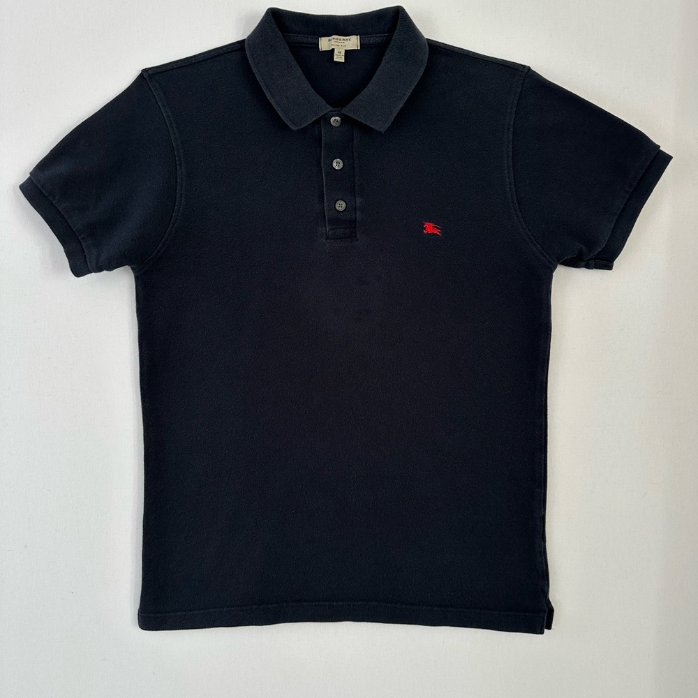 Burberry polo. Size medium. Black.